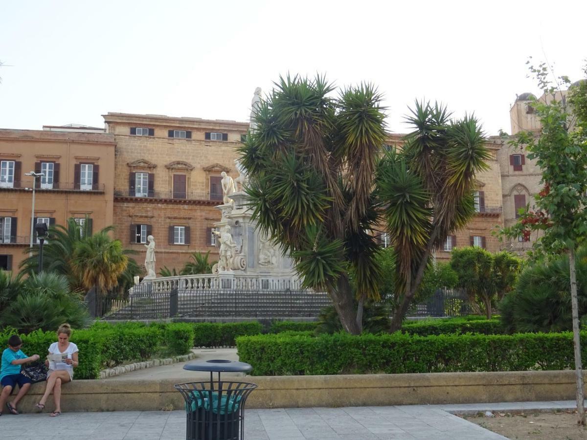 Around Cassaro Holiday House Palermo Exterior photo
